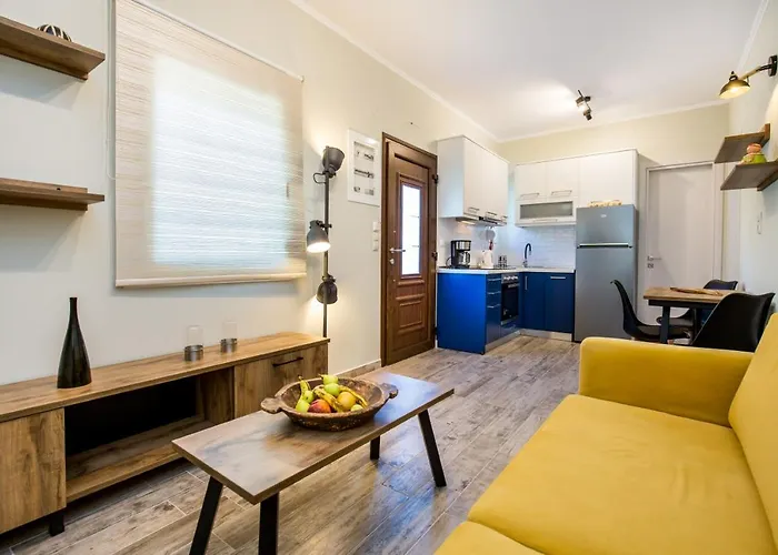 4 Iliopetra * 스칼라소티로스