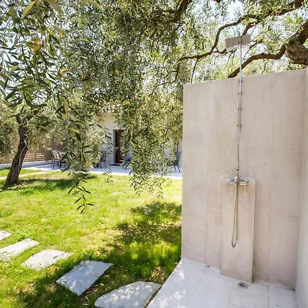 Ferienhaus 4 Iliopetra *