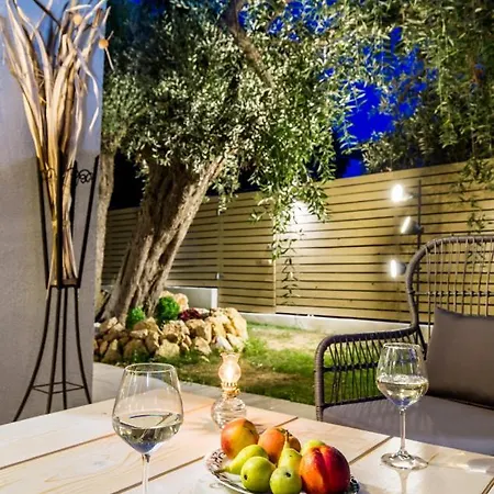 4 Iliopetra Ferienhaus *