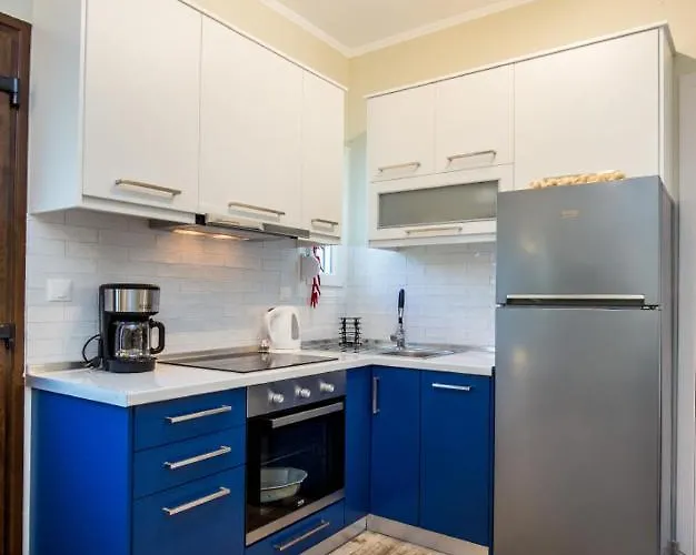 4 Iliopetra Case de vacanță *