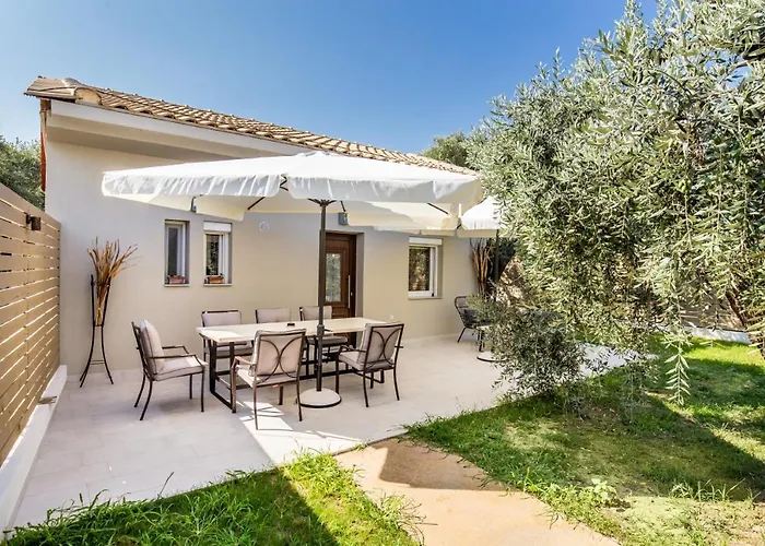 Case de vacanță 4 Iliopetra Skala Sotiros