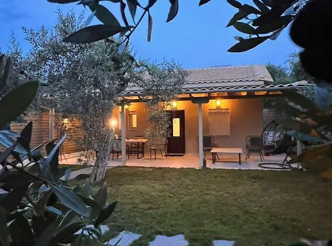 Case de vacanță 4 Iliopetra Skala Sotiros